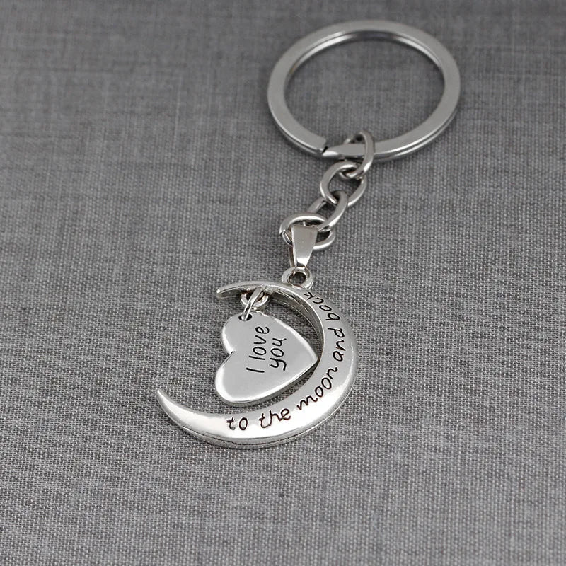 1Pc I Love You to the Moon and Back Keychain Key Ring Jewelry Moon and Heart Key Chains Gifts for Women